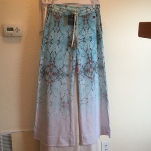 Peace Love World NWT Love to Love Wide Leg Pant- M